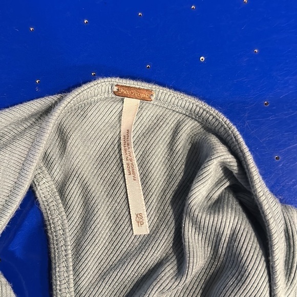 Free People tank top size XS women’s - Picture 5 of 5